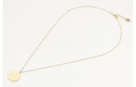 Solitario con cadena de microperlas y colgante cha