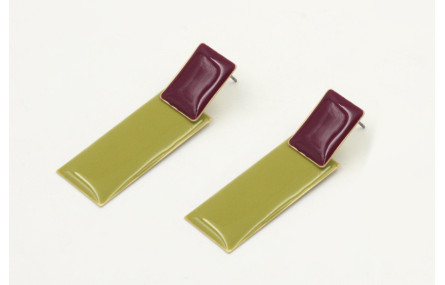 Pendientes perno rectangulo esmlatado morado y col