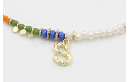 Collar con facetadas verdes,ovnis facetados azules