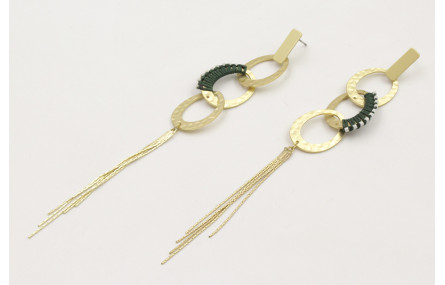 Pendientes perno listón dorado mate con 3 anillas 