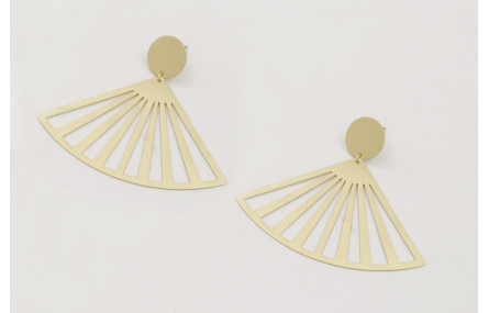 Pendiente perno disco dorado mate con lámina abani