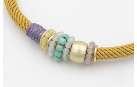 Pulsera de cordón trenzado retorcido color marrón 