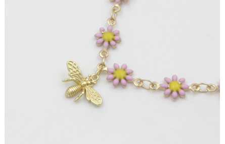 Colgante de cadena de margaritas esmaltadas rosa p