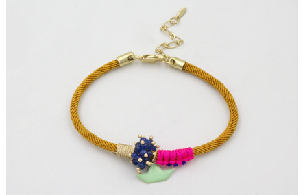 Pulsera cordón retorcido mostaza con nudo hilo fuc