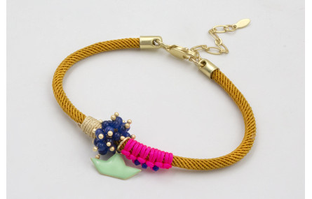 Pulsera cordón retorcido mostaza con nudo hilo fuc