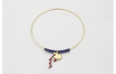Pulsera rigida dorada brillo con nudo macramé azul