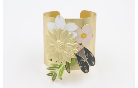 Brazalete con piezas esmaltadas, flor grande plana
