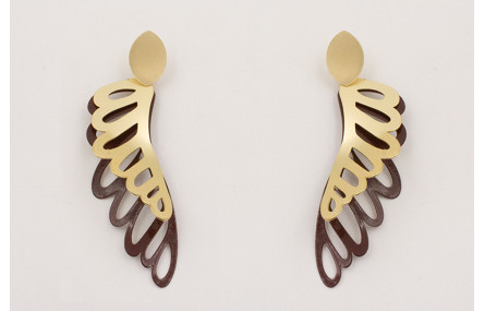 Pendientes perno ovalado dorado mate con alas esma