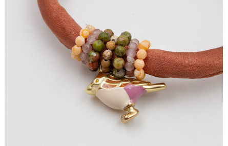 Pulsera de seda rellena color cobrizo con aritos d