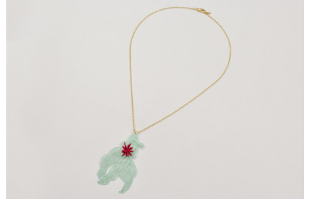 Collar cadena eslabón pequeño dorado mate con colg