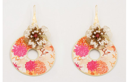 Pendientes hoja alargada calada dorada mate con co