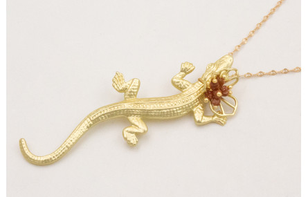 Colitrio cadena micro ovalo dorado mate con colgan