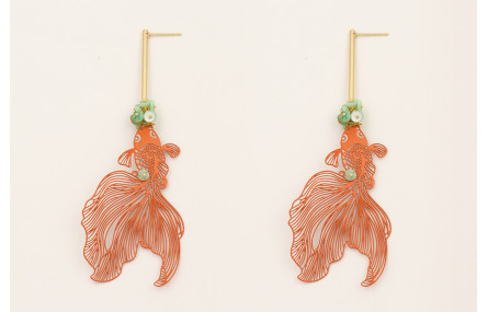 Pendientes perno pivote dorado mate con pez tropic