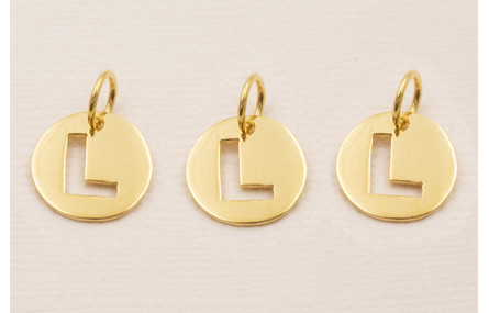 Colgante letra L  10mm Baño Oro 18K, 3Micras