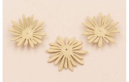 Flor Irregular esmaltada 33mm diametro Beige