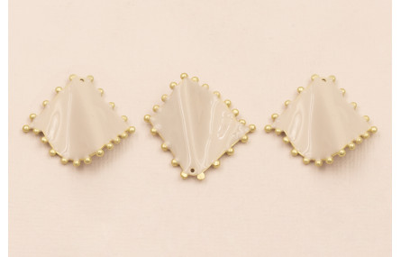 Colgante Rombo eslamtado ribetes 26*26mm Beige