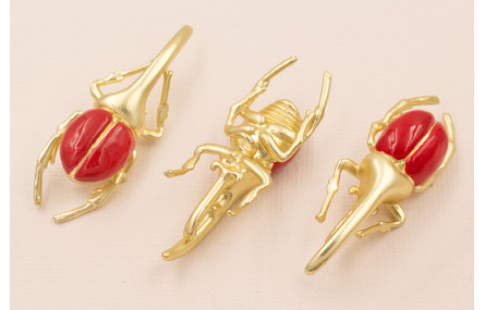 Escarabajo 50*18 Oro Mate Rojo