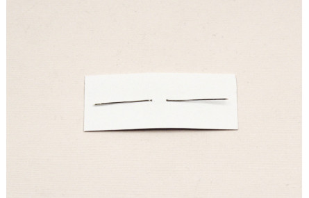 Aguja enfilar pequeña