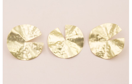 Pendiente Nenufar 55mm anilla trasera Oro Mate