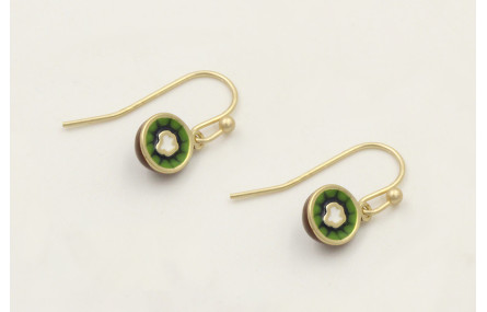 Pendiente de gancho sencillo oro mate con colgante