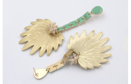 Pendientes perno gota esmaltada turquesa, cuadrado