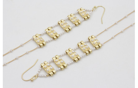 Pendientes gancho con entrepiezas perlas pegadas y