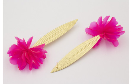 Pendientes hoja alargada dorada mate con flor lent