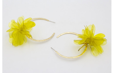 Pendientes aro labrado dorado mate con flor lentej