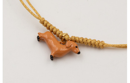 Pulsera nudo serpiente hilo dorado con perro SALCH