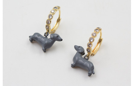 Pendientes perno cristales con perro SALCHICHA pin