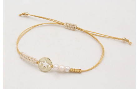 Pulsera nudo macrame dorado y nudo macrame beige c