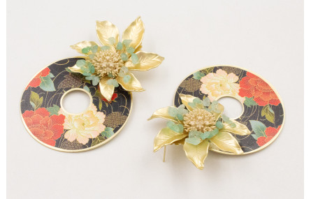 Pendientes perno semi ovalado dentado con colgante