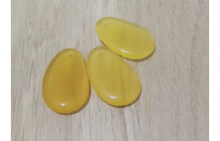 Lámina Irregular cristal africado 30*20mm Amarillo