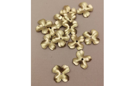 Pieza Flor 4 pétalos 17mm diámetro Oro Mate