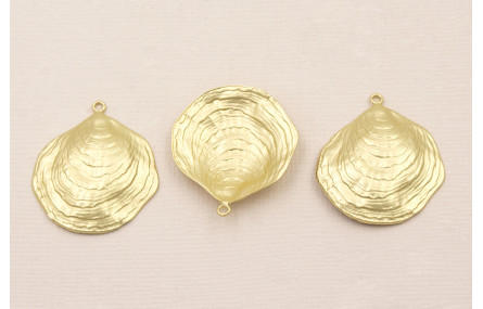 Colgante Concha Plana 27*27mm Dorado Mate