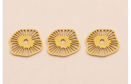 Forma de Sol labrado S.Steel 316L  13*13mm Dorado