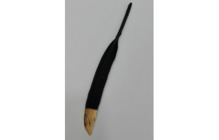 Pluma negra 130mm punta dorada
