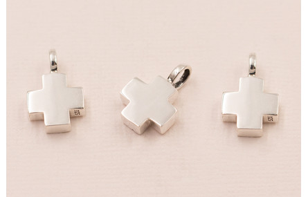 Colgante Cruz Hueca PLATA LEY con asa 12*12