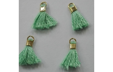 Micro pompon 10mm long. Menta
