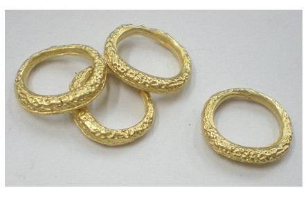 Aro 11*11mm trabajado Oro Mate