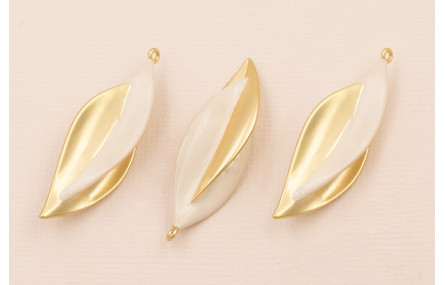 Colgante Hoja Bicolor 40*12mm Oro Mate y Beige