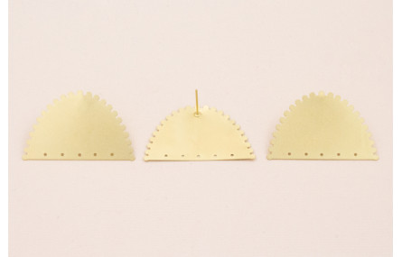 Pendiente semicirculo dentado 38*24mm Dorado Mate