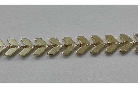 Cadena pétalos dorados