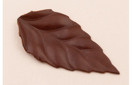 Hoja Cuero relieve 8*3,7 avellana