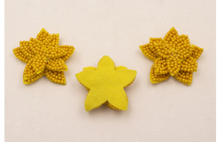 Flor Montada de 40mm diametro Amarillo Mostzaza