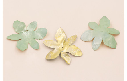 Flor 6 pétalos 55mm diámetro Turquesa y Metal