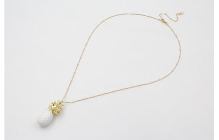 Collar cadena eslabón plano con perla intercalada 