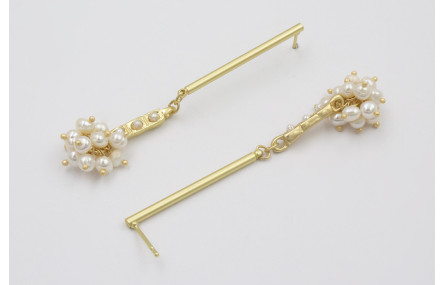 Pendientes listón dorado mate con entrepieza y bur