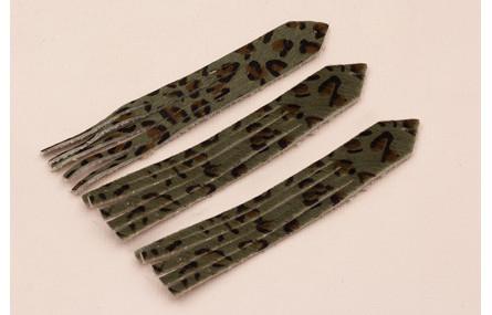 Fleco Piel tintada 92mm largo Leopardo Gris