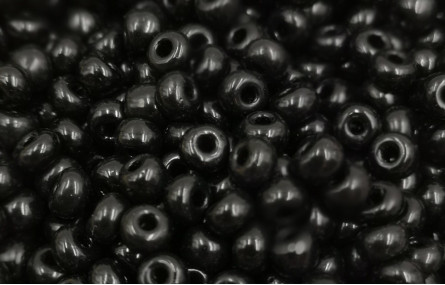 10 gramos de Abalorio cristal Negro Mate